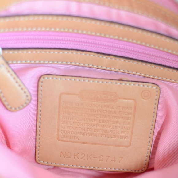 2000s Vintage Pink Coach Bag - Picture 2 of 3